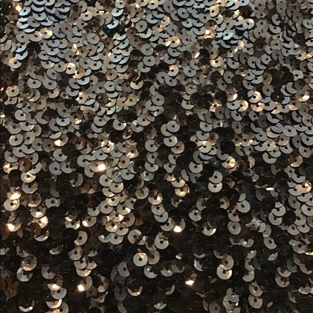 Black Sequence Tank Top - Picture 3 of 4